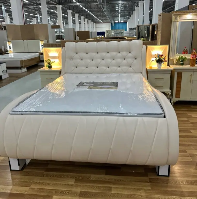 Royal Classic - Yotoqxona mebel to'plami