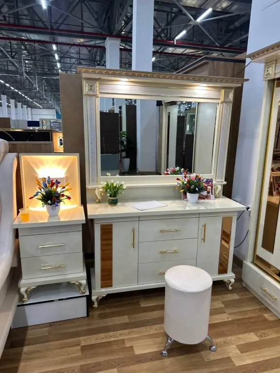 Royal Classic - Yotoqxona mebel to'plami