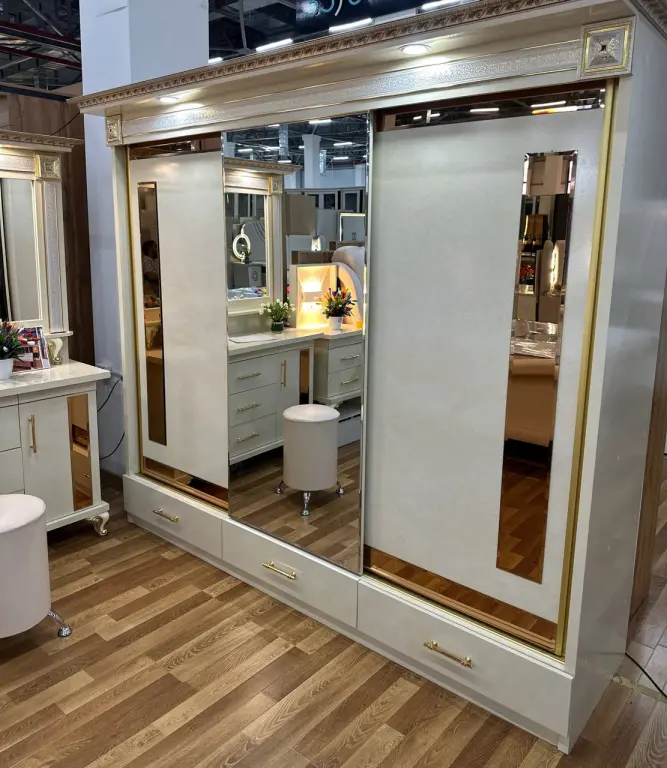 Royal Classic - Yotoqxona mebel to'plami