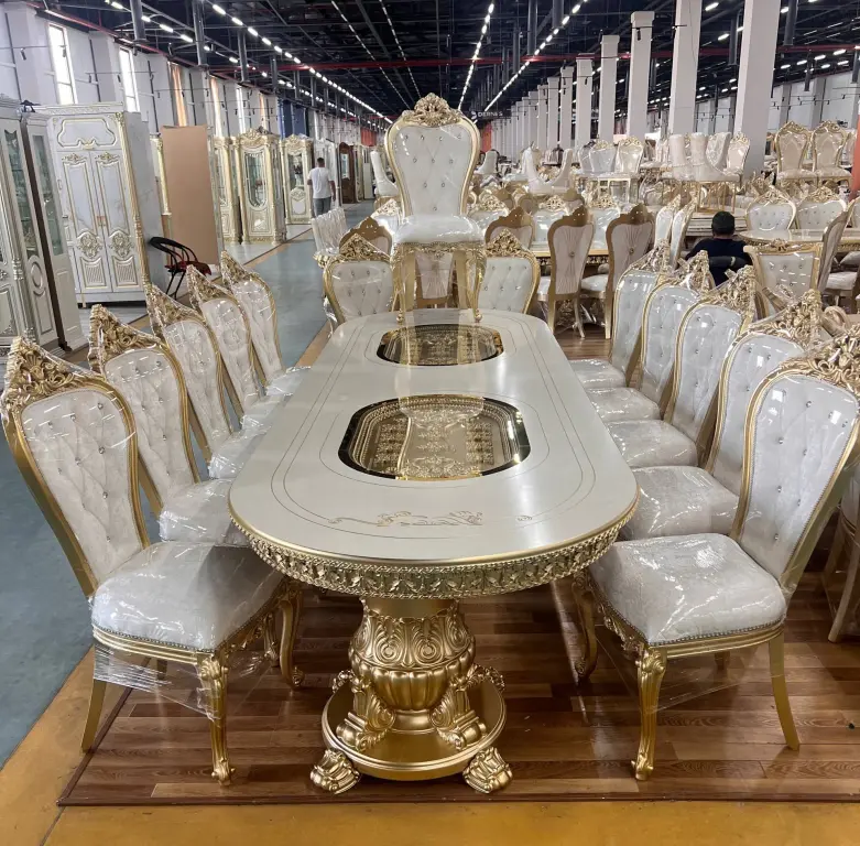 Verona Royal Premium - Mehmonxona stol va stullar to'plami