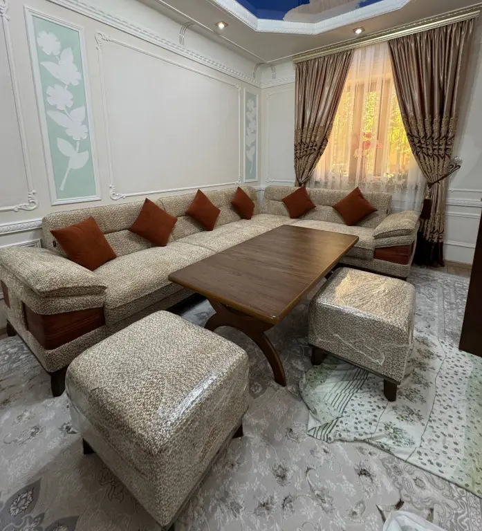 Teddy Corner - Divan to'plami
