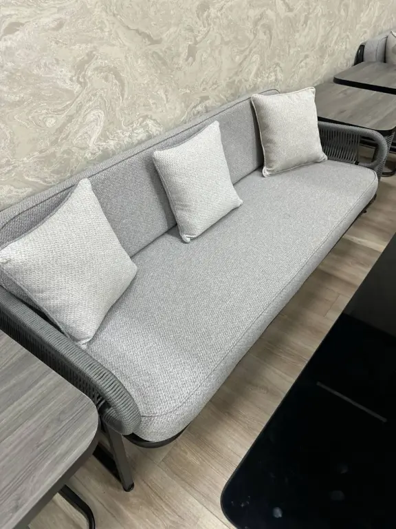 Loft uslubidagi universal to'plam