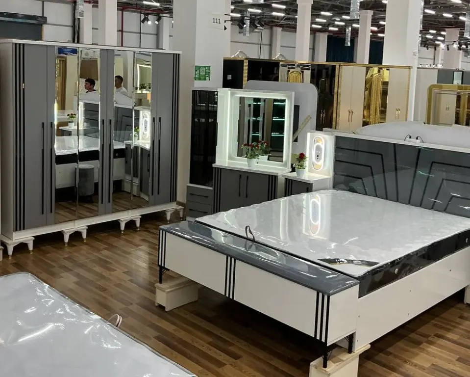 Royal Modern Bedroom Set - Karavot + Shkaf + Oyna Stol + Tumba